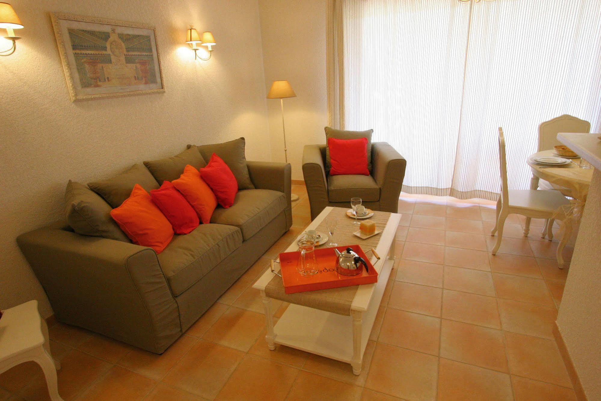 Lagrange Vacances Les Bastides Des Chaumettes Montauroux Εξωτερικό φωτογραφία
